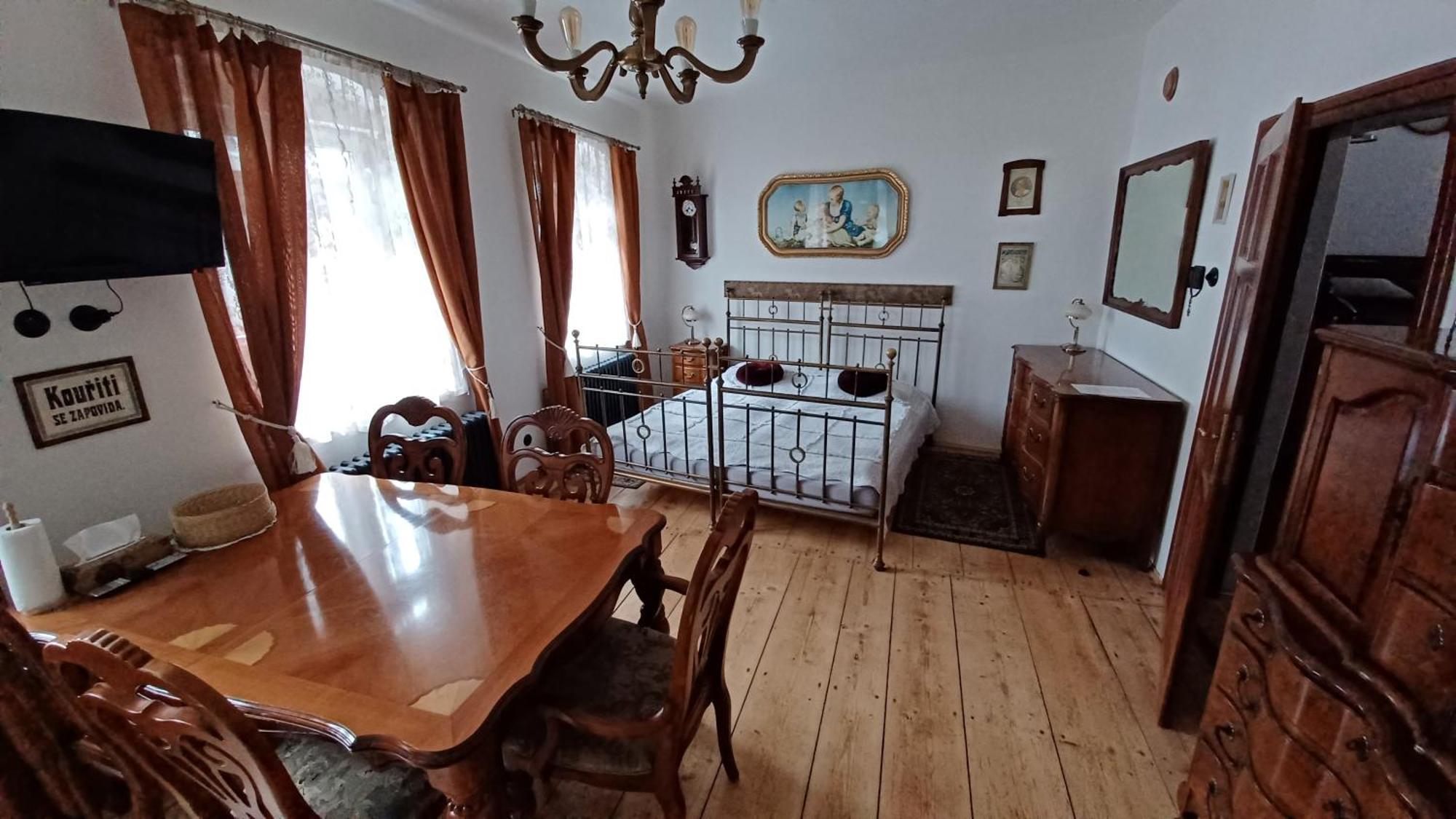 Zlata Leta - Apartmanovy Dum Jachymov Exterior photo
